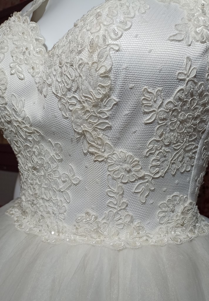 Le Chat Défile Déstockage robes de mariée 60