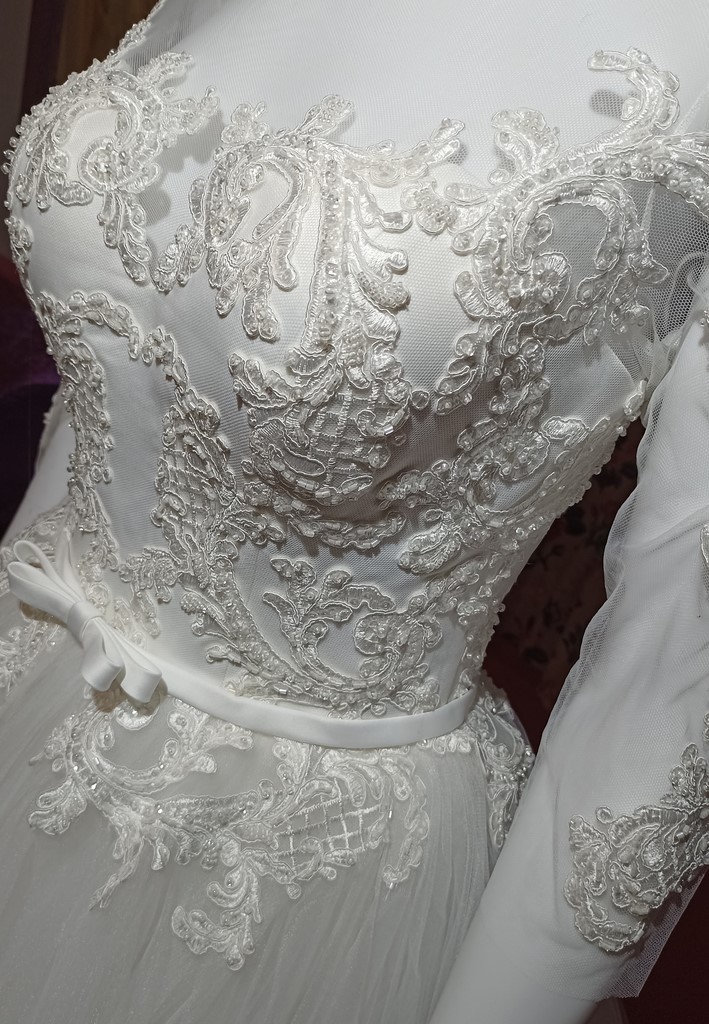 Le Chat Défile Déstockage robes de mariée 60