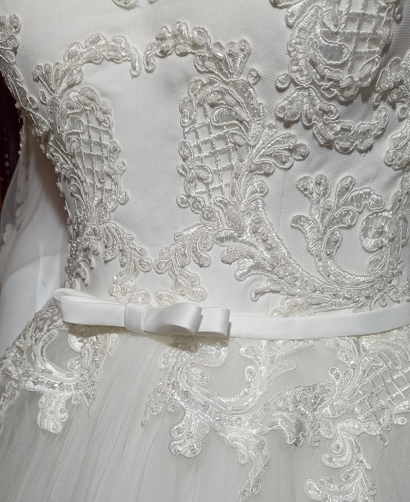 Le Chat Défile Déstockage robes de mariée 60