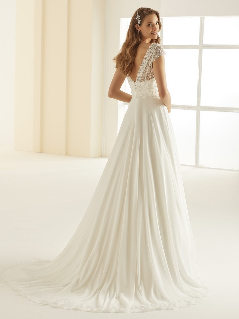 Robes de Mariée Plus Size Le Chat Défile Beauvais