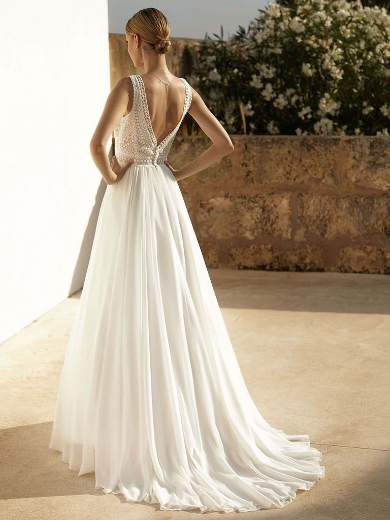 Robes de Mariée Plus Size Le Chat Défile Beauvais