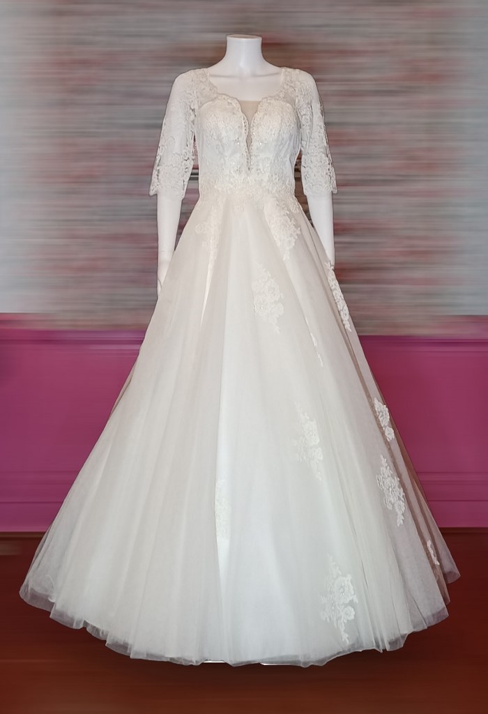 Le Chat Défile Déstockage robes de mariée 60