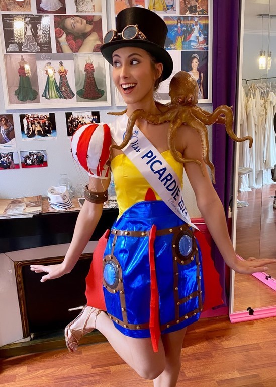 Charlotte Cresson Miss Picardie costume Régional Picardie pour Miss France Poulpe