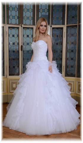 Robe de mariée princesse avec volants d'organza